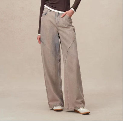 Pantalon en denim à haute taille et à jambes droites