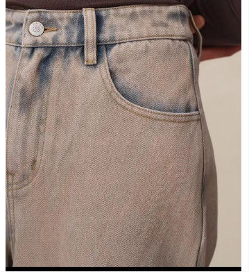 Pantalon en denim à haute taille et à jambes droites