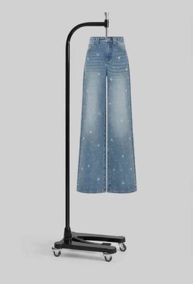 Jeans à haute taille et large jambe pour une silhouette classique et flatteuse