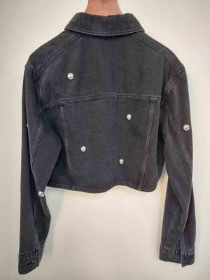 Vintage élégance coupe denim veste à la mode tendance à la recherche de différents vêtements