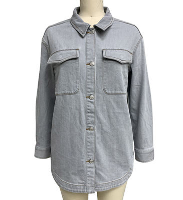 T-shirt en denim pour un style détendu et sans effort