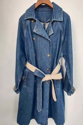 Vêtement en denim en tissu doux et délicat Jeans Vêtement pour une sensation de confort