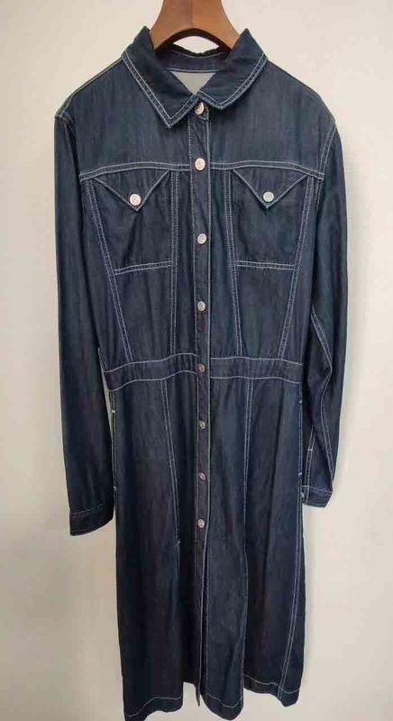 Excellente résistance à la couleur Rétrécissement minimal Robe en denim pour un usage durable